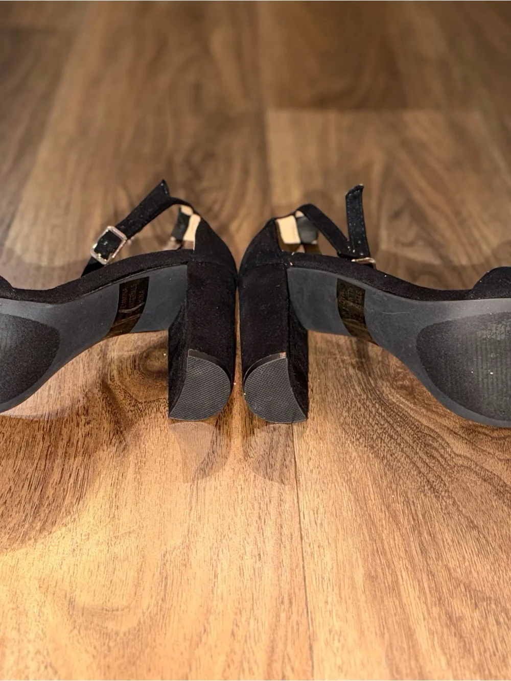 Shoe Land (HerStyle) 